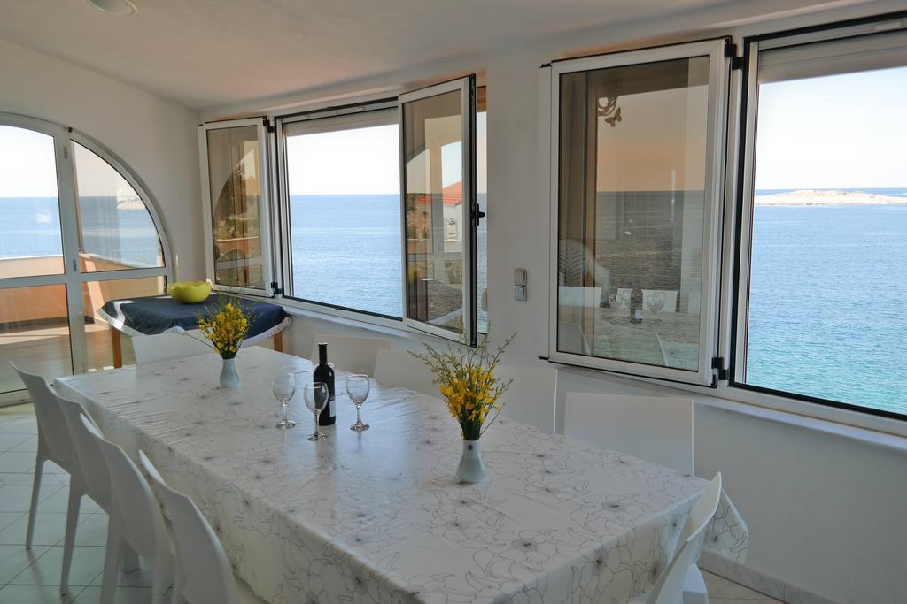 Direkt Am Meer-Apartments Puntaplanka Рогозница Екстериор снимка